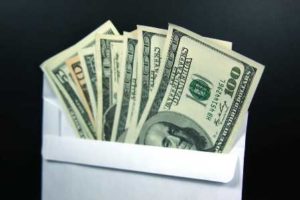 money in anvelope