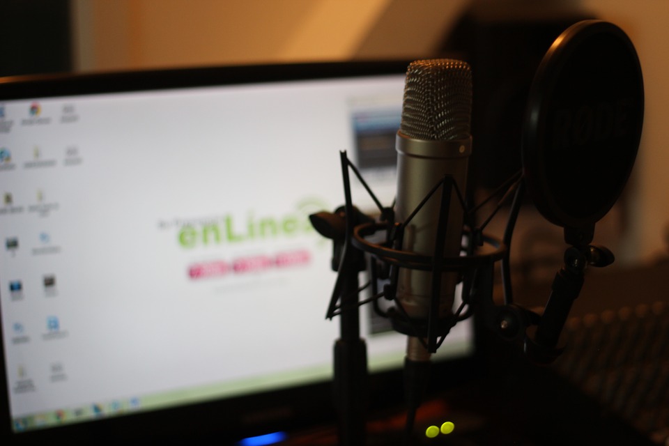 mic and screen